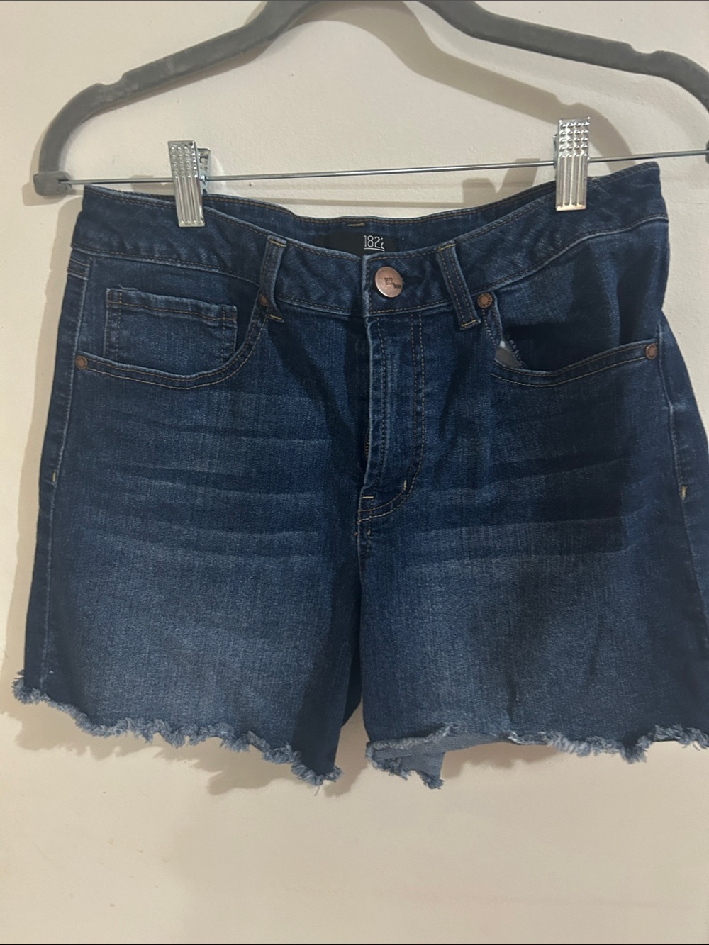1822 Denim Dark Blue Frayed Hem Jean Shorts